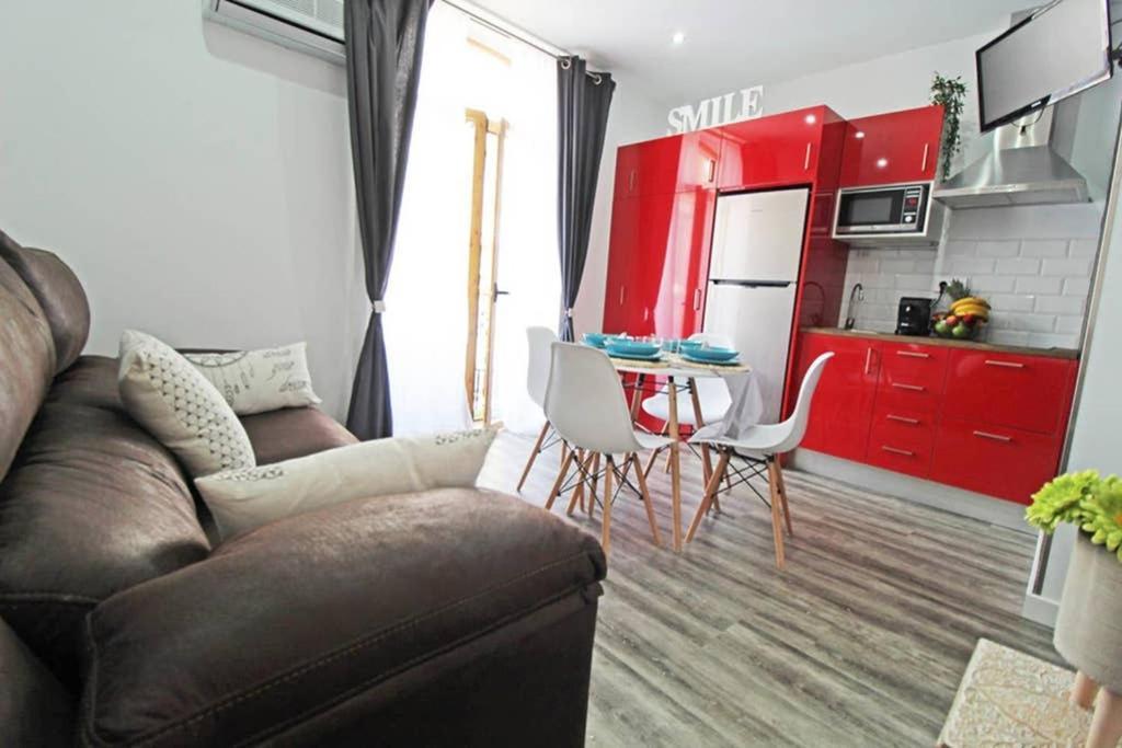 Apartamento De Diseno Centrico 5 Min Playa アリカンテ エクステリア 写真